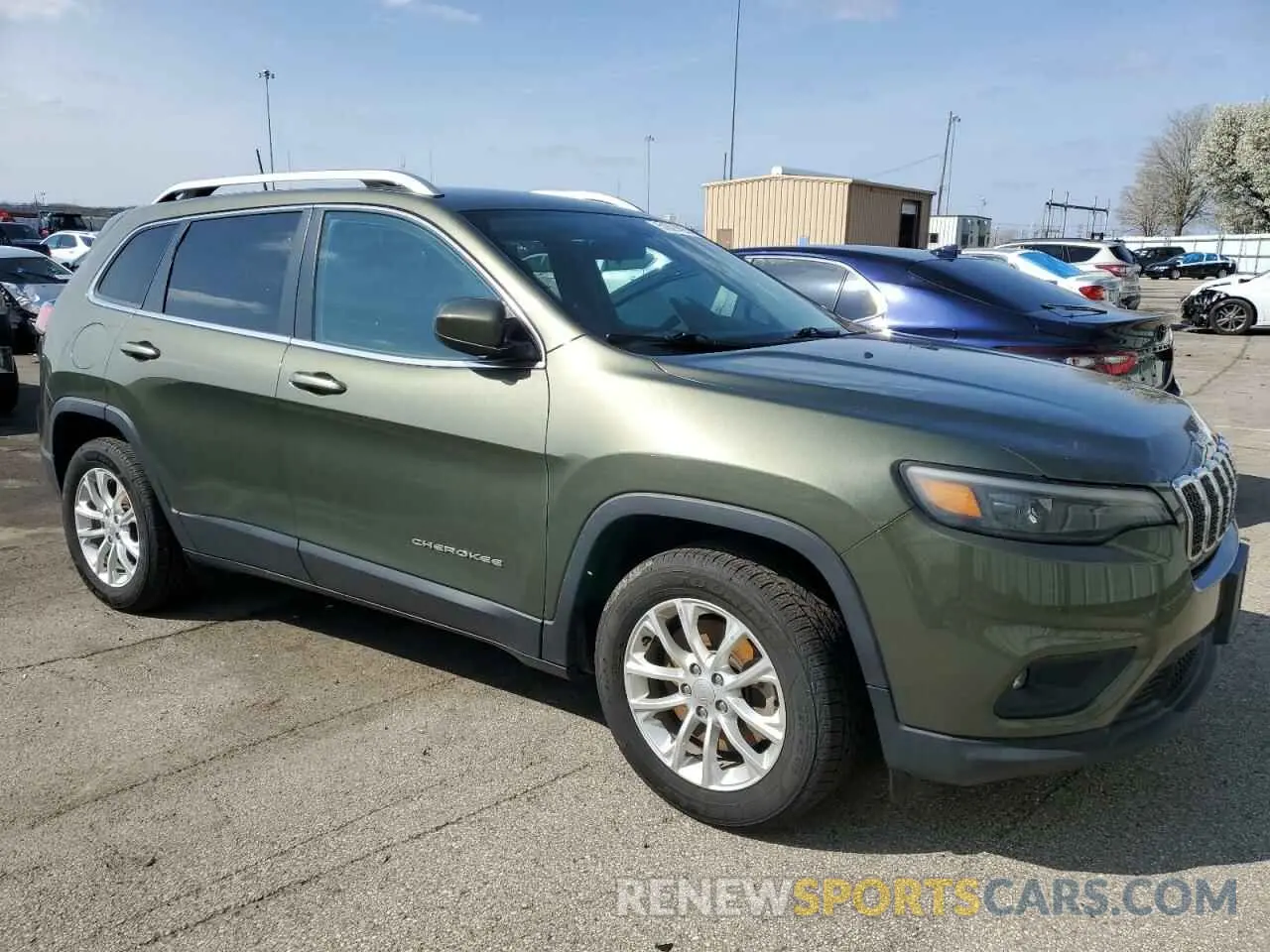 4 Photograph of a damaged car 1C4PJLCB0KD448342 JEEP GRAND CHER 2019