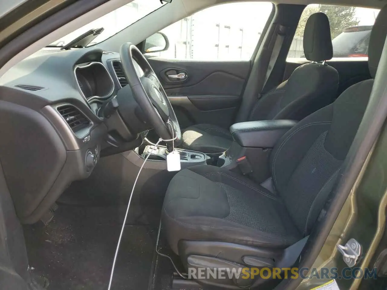 7 Photograph of a damaged car 1C4PJLCB0KD448342 JEEP GRAND CHER 2019