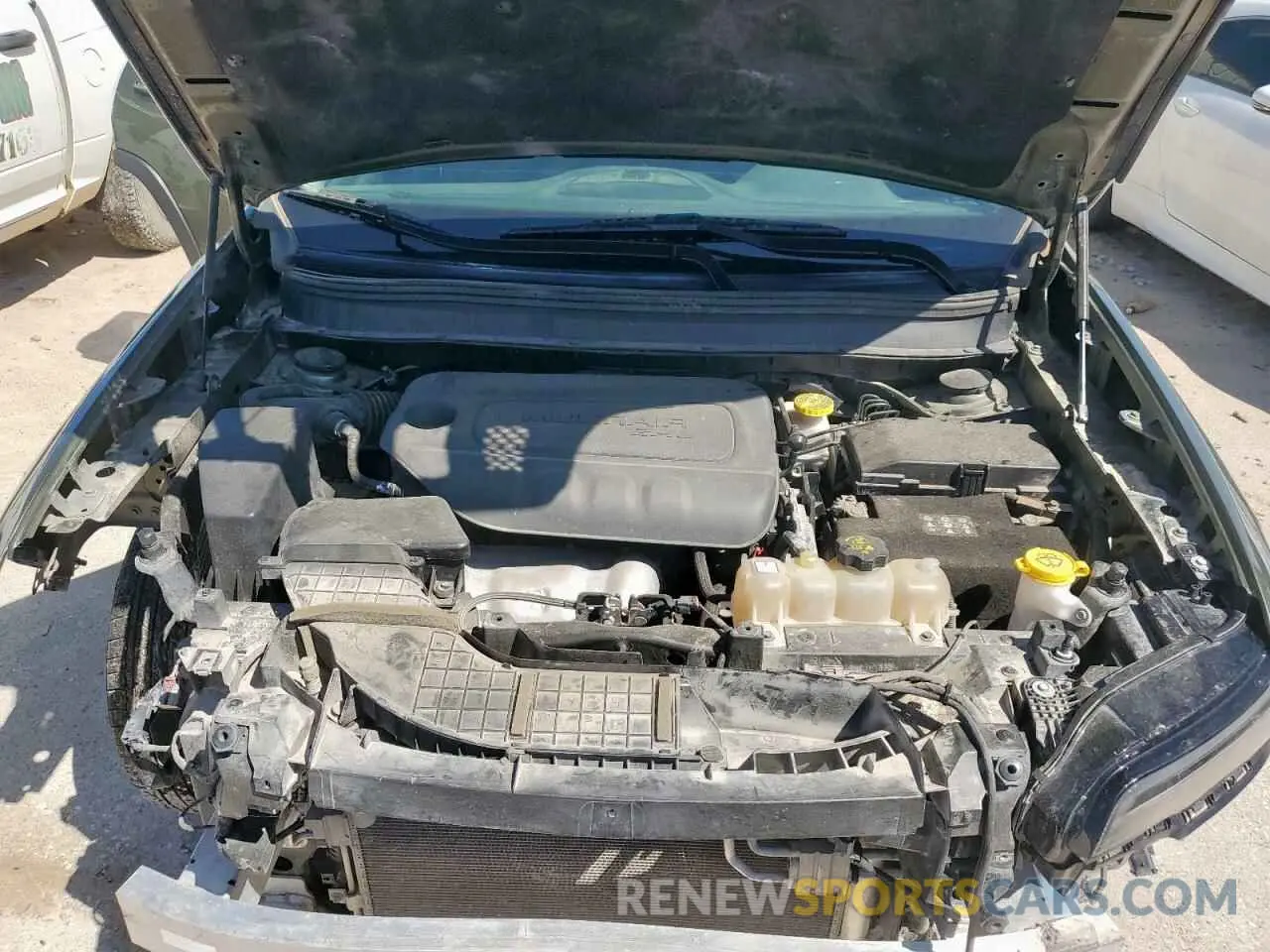 12 Photograph of a damaged car 1C4PJLCB1KD263409 JEEP GRAND CHER 2019