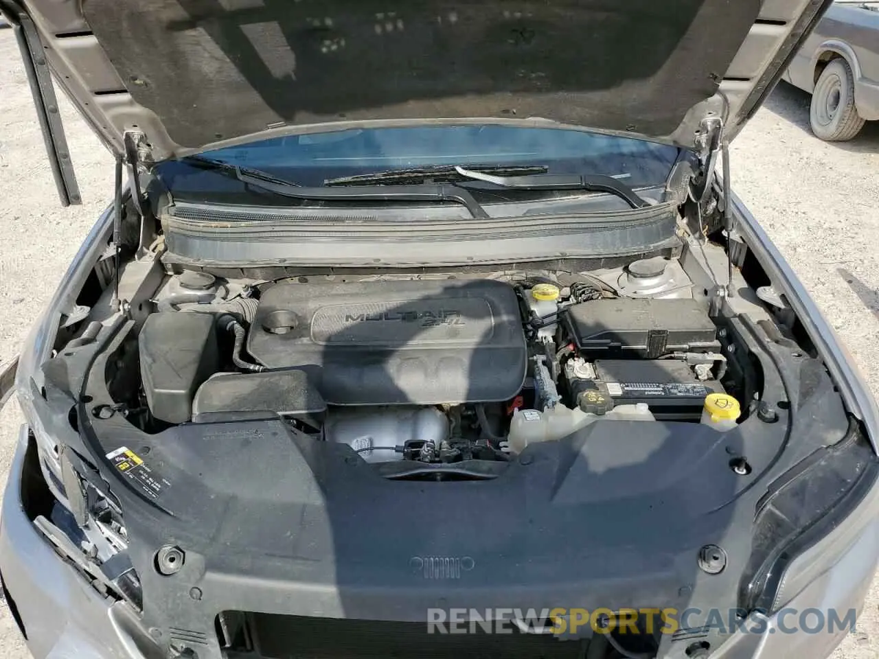 12 Photograph of a damaged car 1C4PJLCB1KD312480 JEEP GRAND CHER 2019