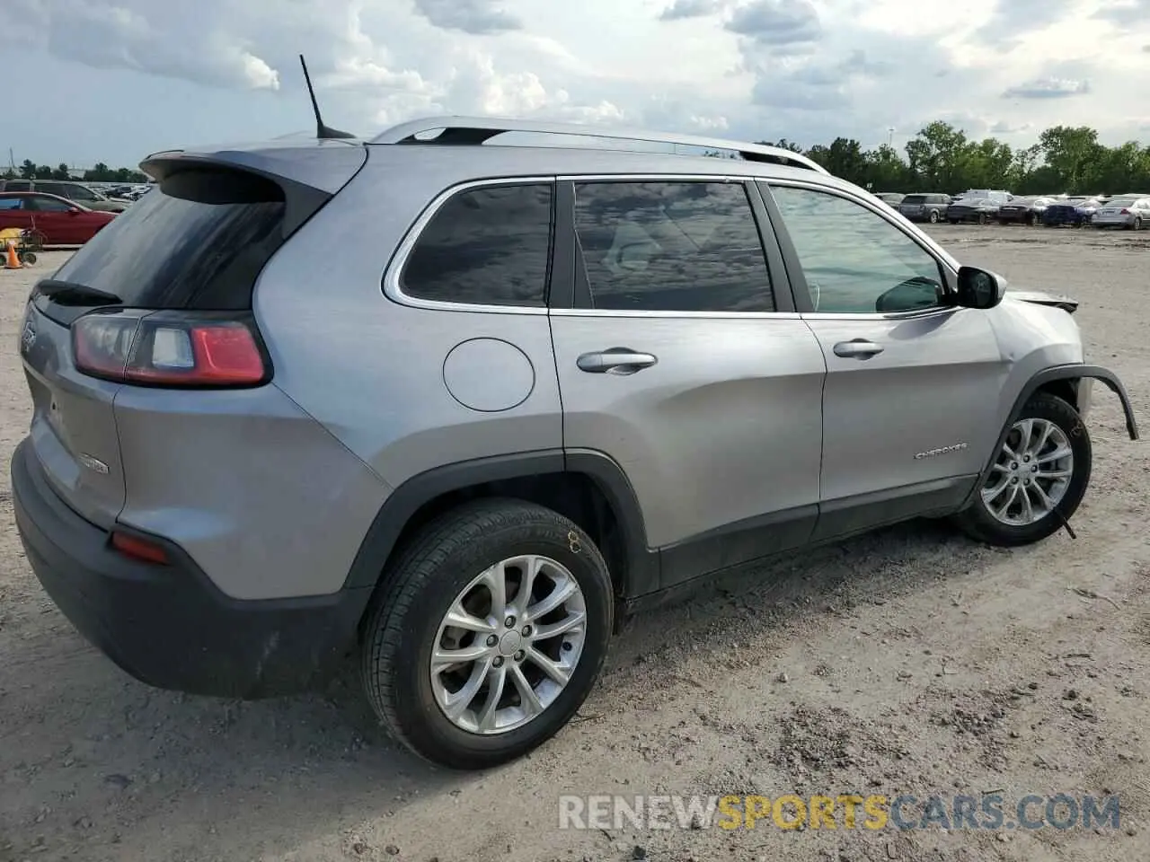 3 Photograph of a damaged car 1C4PJLCB1KD312480 JEEP GRAND CHER 2019