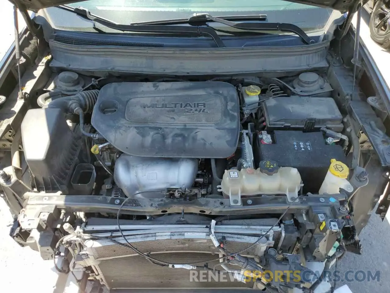 12 Photograph of a damaged car 1C4PJLCB1KD327111 JEEP GRAND CHER 2019