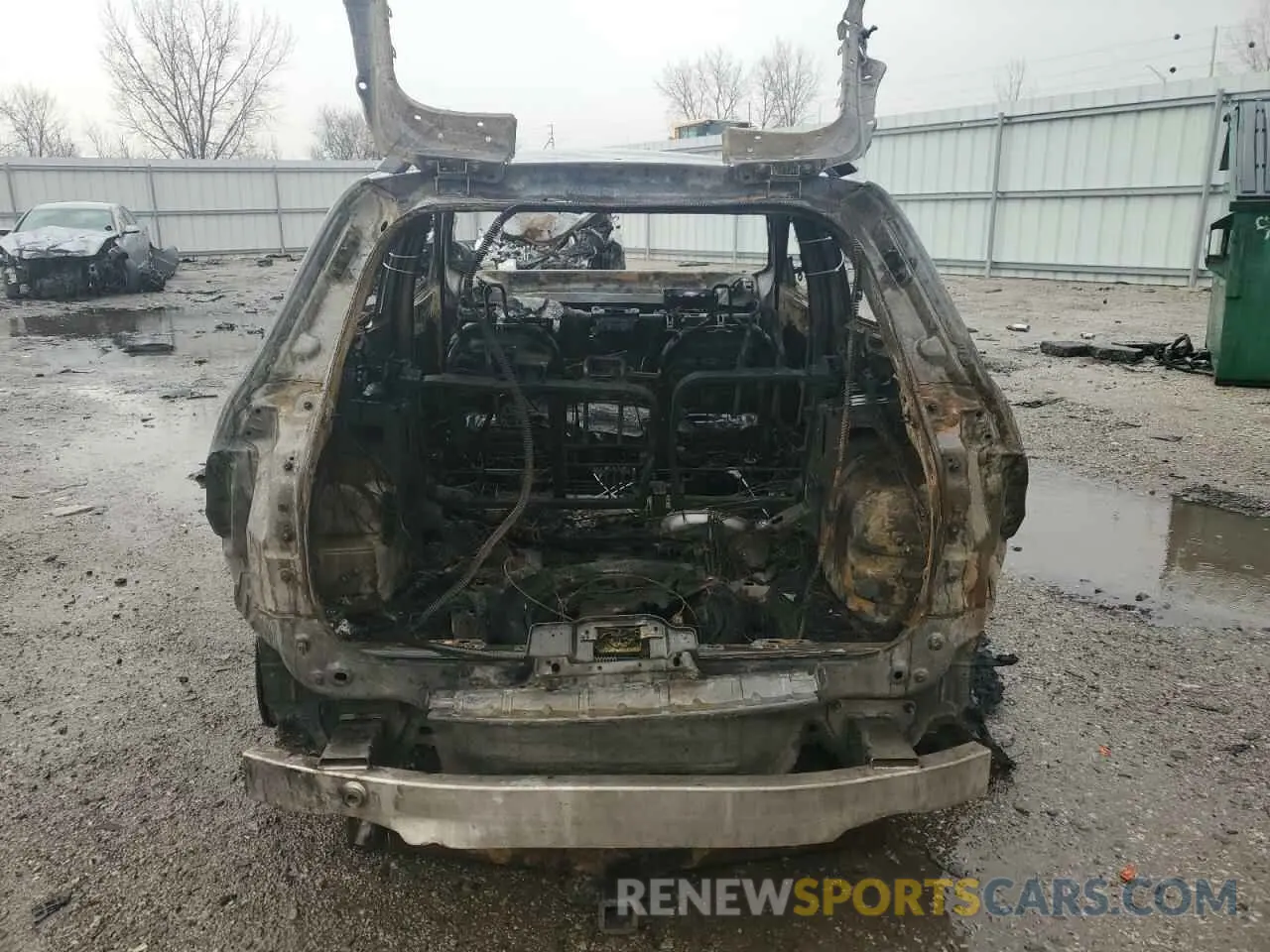 6 Photograph of a damaged car 1C4PJLCB1KD327593 JEEP GRAND CHER 2019