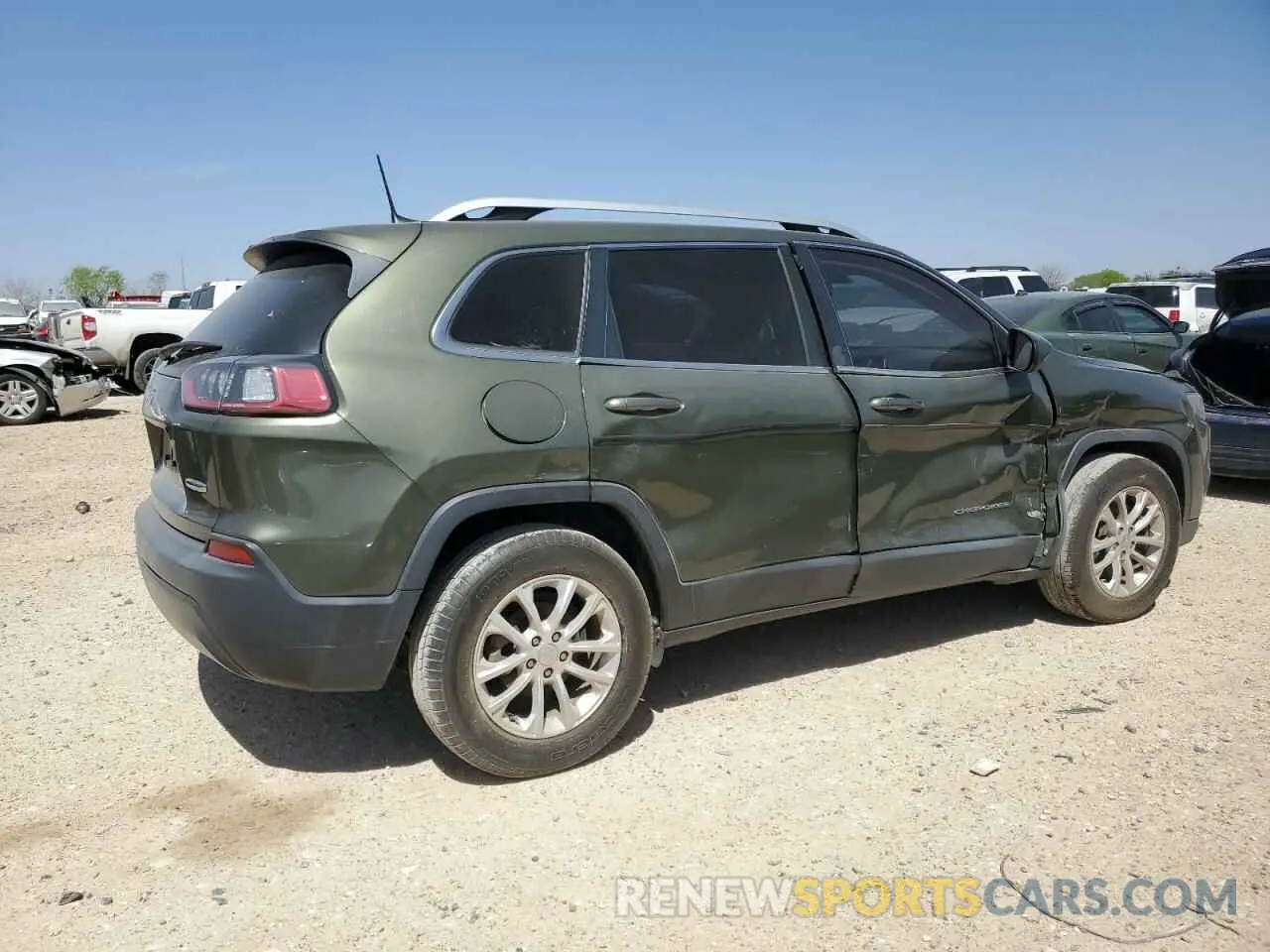3 Photograph of a damaged car 1C4PJLCB1KD428925 JEEP GRAND CHER 2019