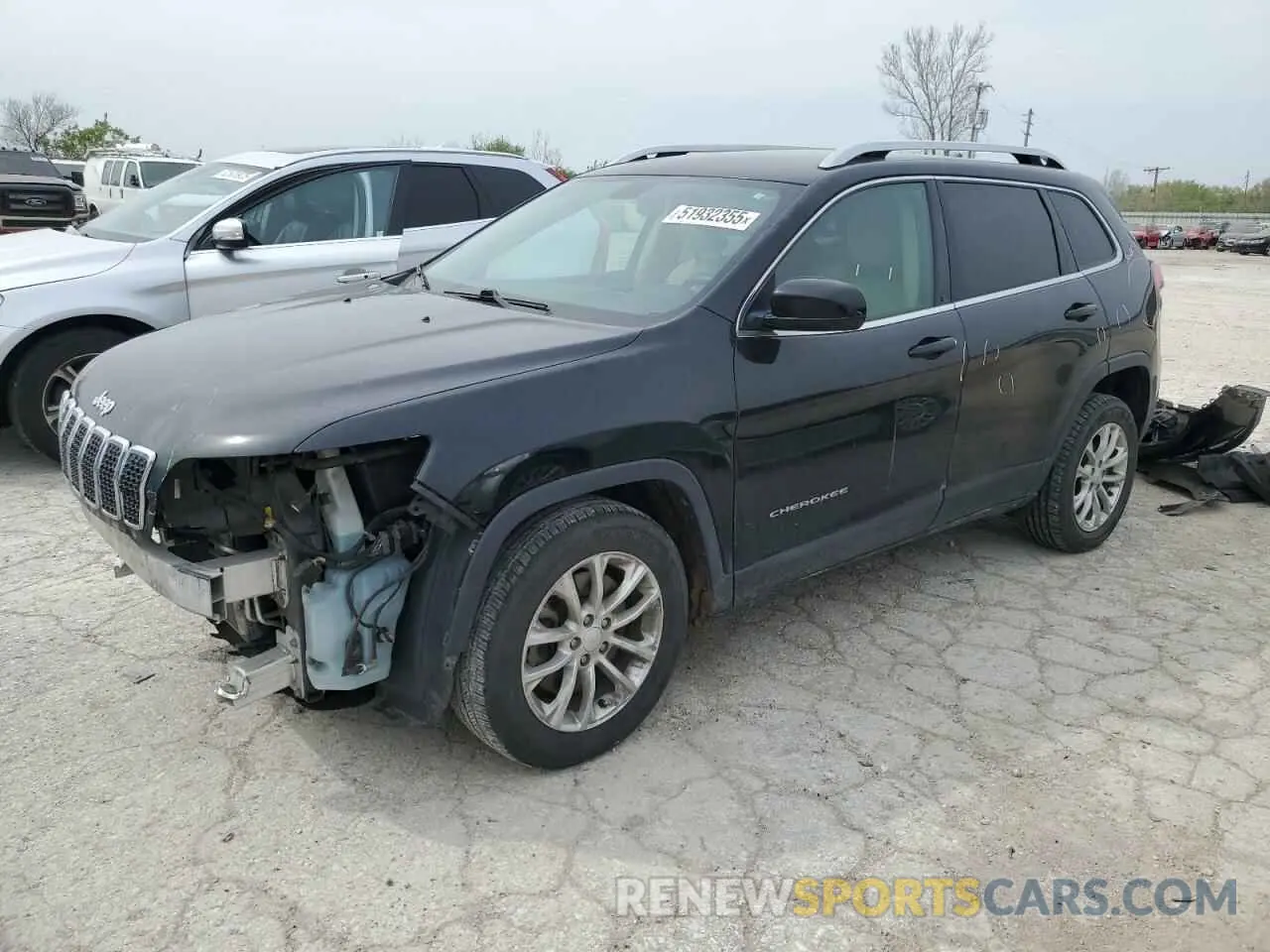 1 Photograph of a damaged car 1C4PJLCB2KD144963 JEEP GRAND CHER 2019