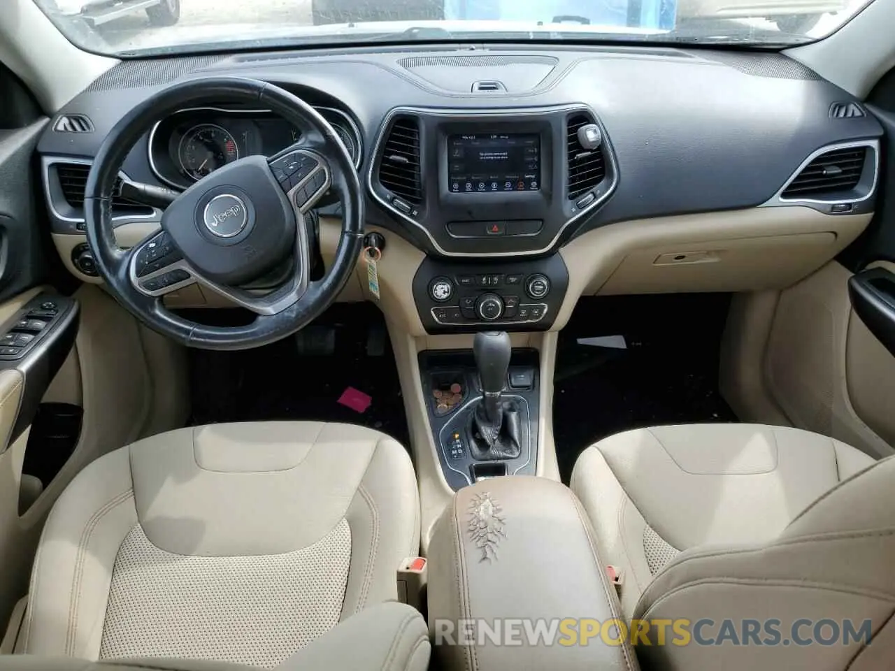 8 Photograph of a damaged car 1C4PJLCB2KD144963 JEEP GRAND CHER 2019