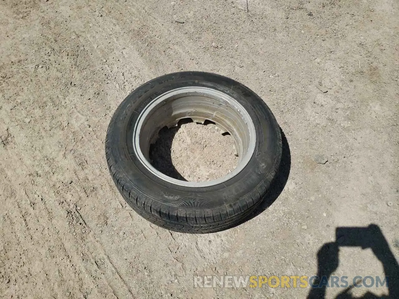 15 Photograph of a damaged car 1C4PJLCB2KD175825 JEEP GRAND CHER 2019