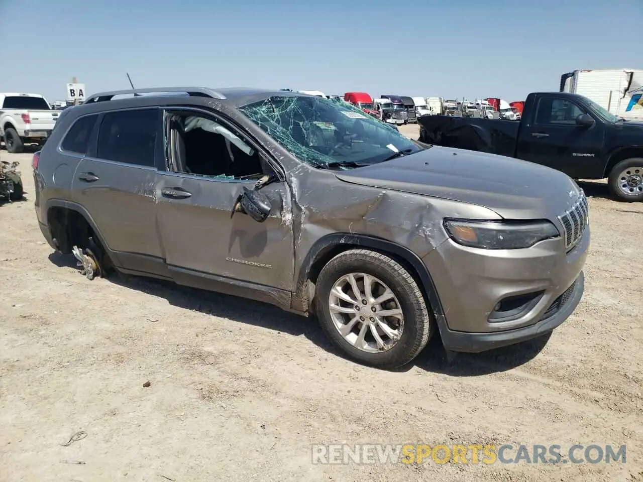 4 Photograph of a damaged car 1C4PJLCB2KD175825 JEEP GRAND CHER 2019
