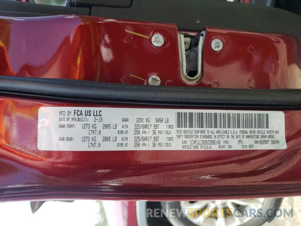 14 Photograph of a damaged car 1C4PJLCB2KD396146 JEEP GRAND CHER 2019