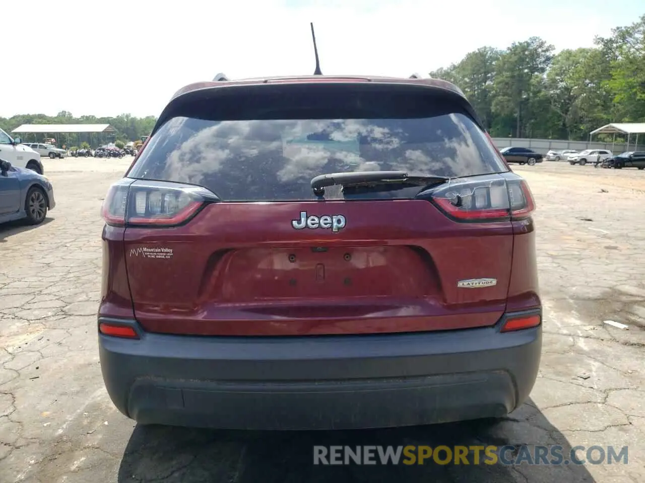 6 Photograph of a damaged car 1C4PJLCB2KD396146 JEEP GRAND CHER 2019