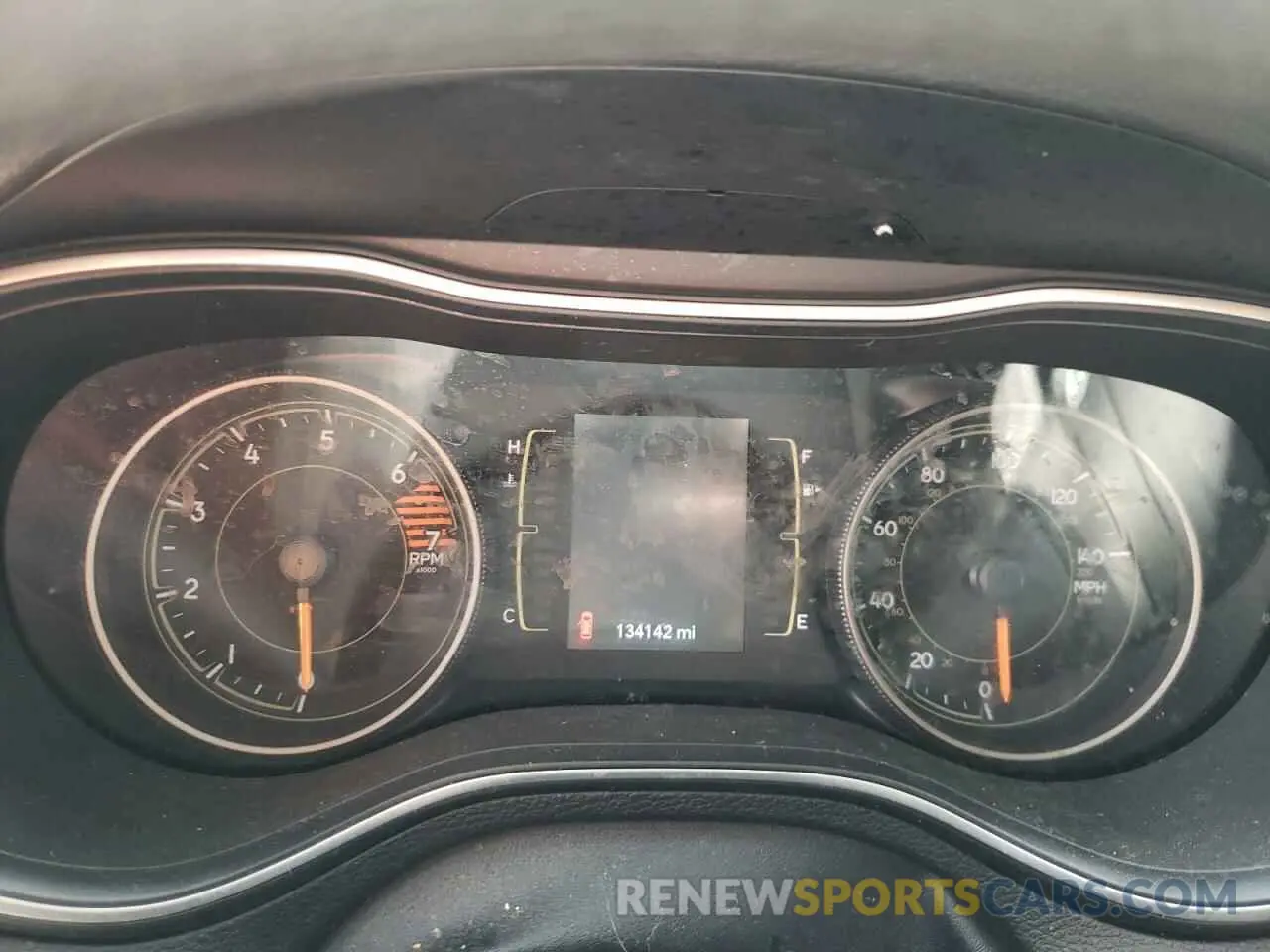 9 Photograph of a damaged car 1C4PJLCB2KD396146 JEEP GRAND CHER 2019