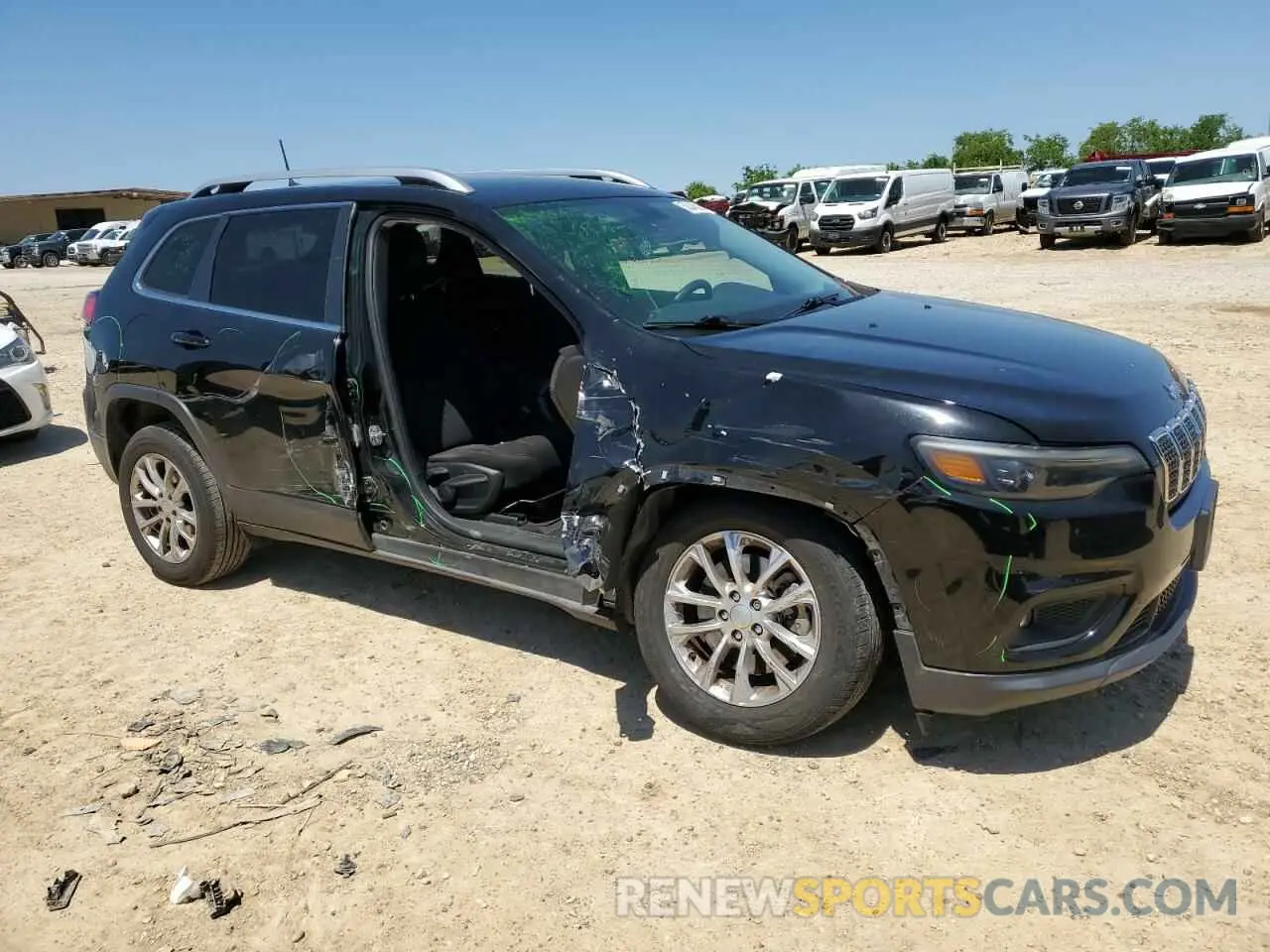 4 Photograph of a damaged car 1C4PJLCB3KD175767 JEEP GRAND CHER 2019