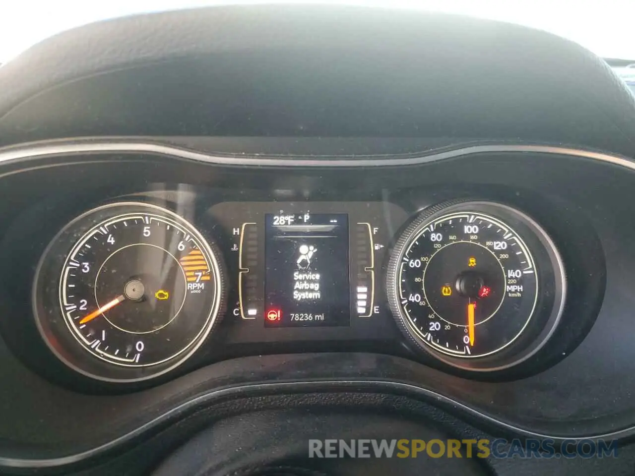 9 Photograph of a damaged car 1C4PJLCB3KD265923 JEEP GRAND CHER 2019