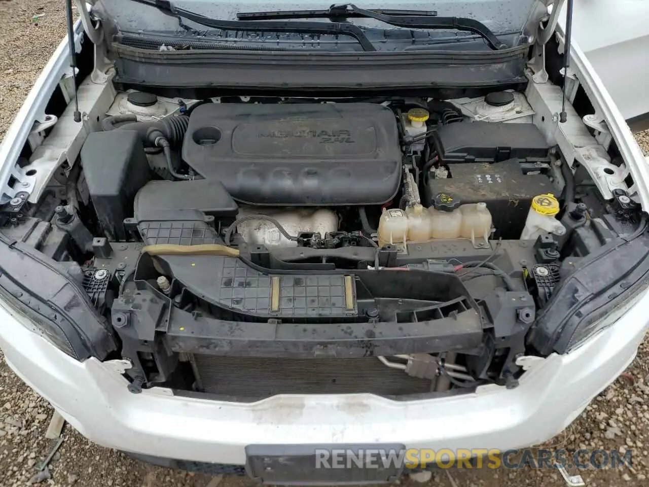 12 Photograph of a damaged car 1C4PJLCB3KD269759 JEEP GRAND CHER 2019