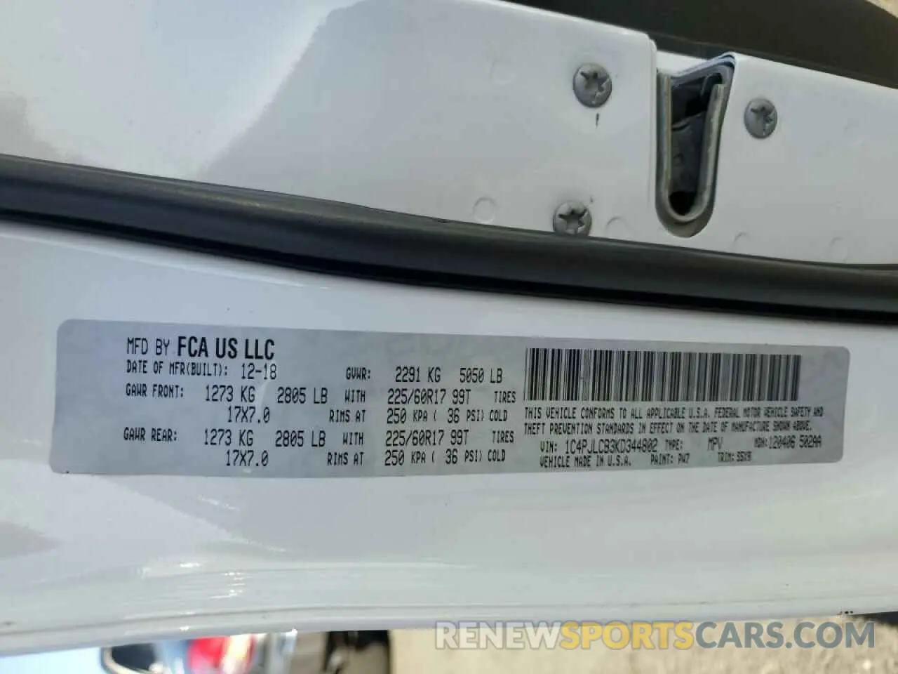 13 Photograph of a damaged car 1C4PJLCB3KD344802 JEEP GRAND CHER 2019