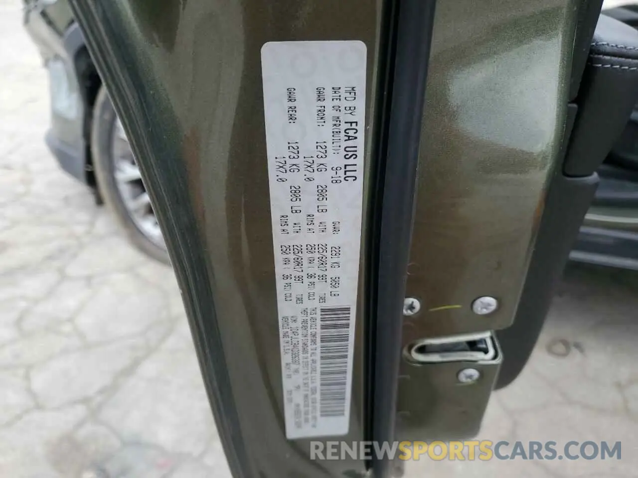 13 Photograph of a damaged car 1C4PJLCB4KD326387 JEEP GRAND CHER 2019