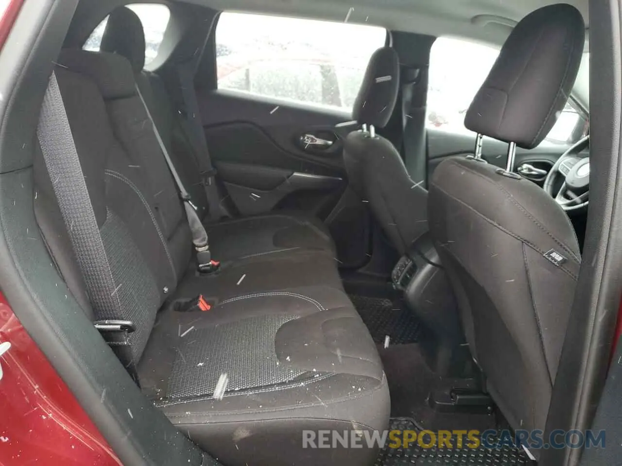 11 Photograph of a damaged car 1C4PJLCB5KD159747 JEEP GRAND CHER 2019