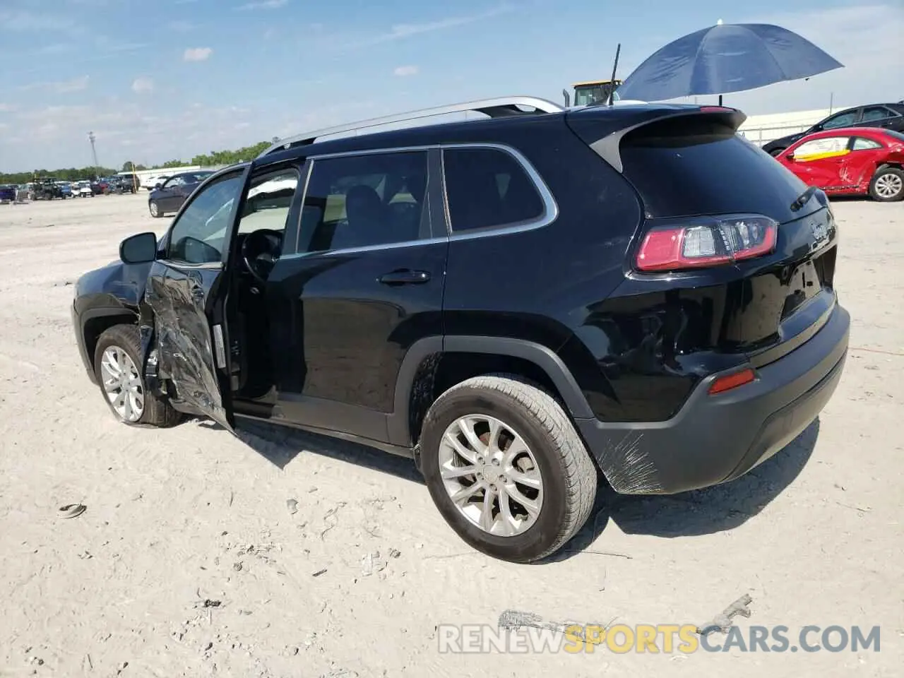 2 Photograph of a damaged car 1C4PJLCB5KD175253 JEEP GRAND CHER 2019