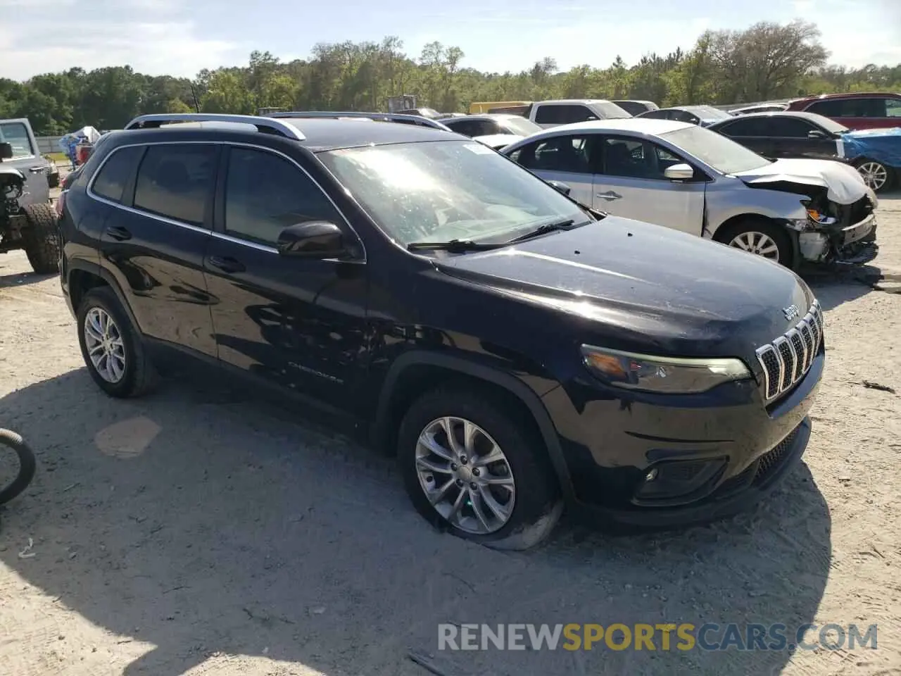 4 Photograph of a damaged car 1C4PJLCB5KD175253 JEEP GRAND CHER 2019