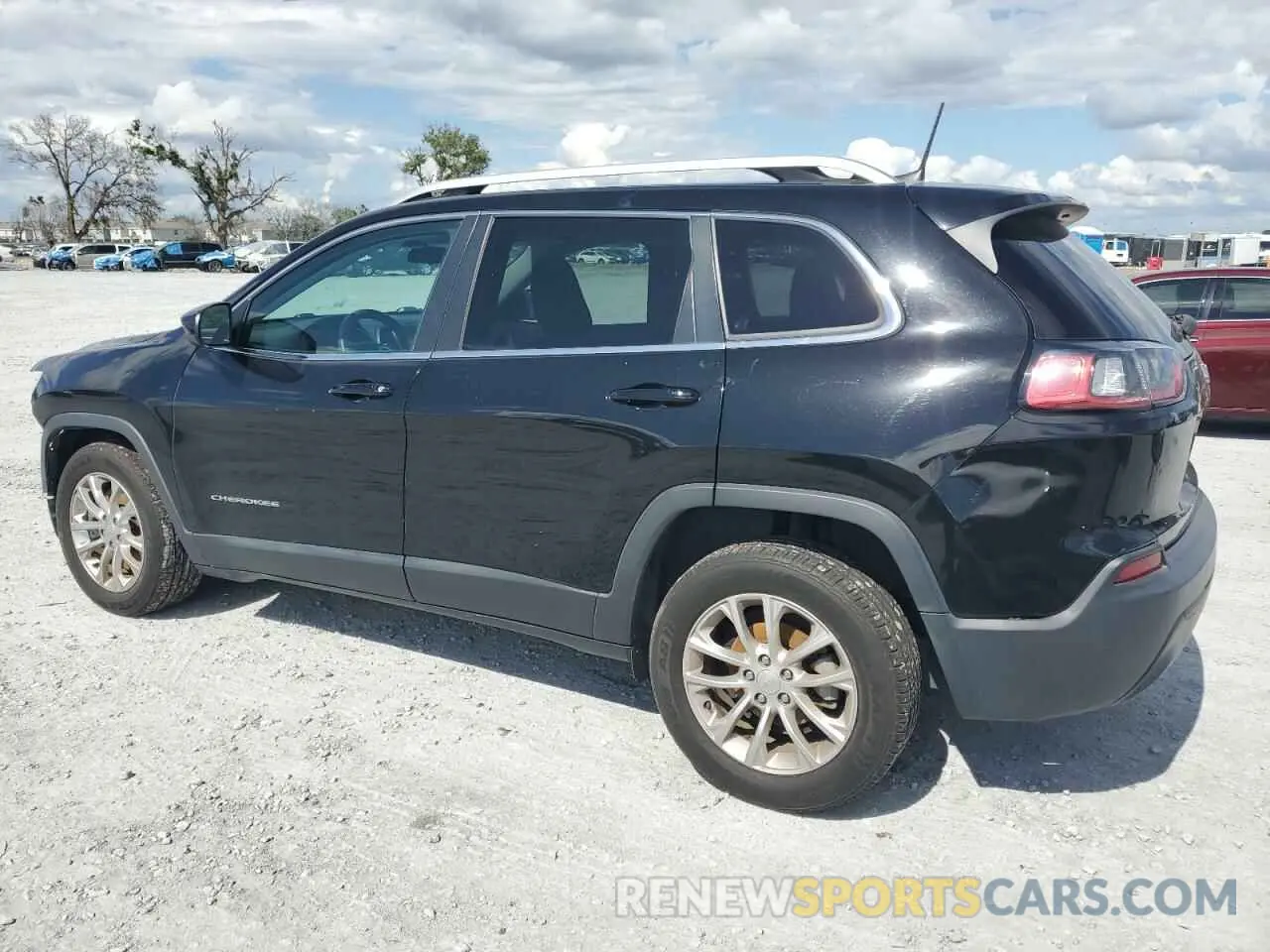 2 Photograph of a damaged car 1C4PJLCB5KD264451 JEEP GRAND CHER 2019