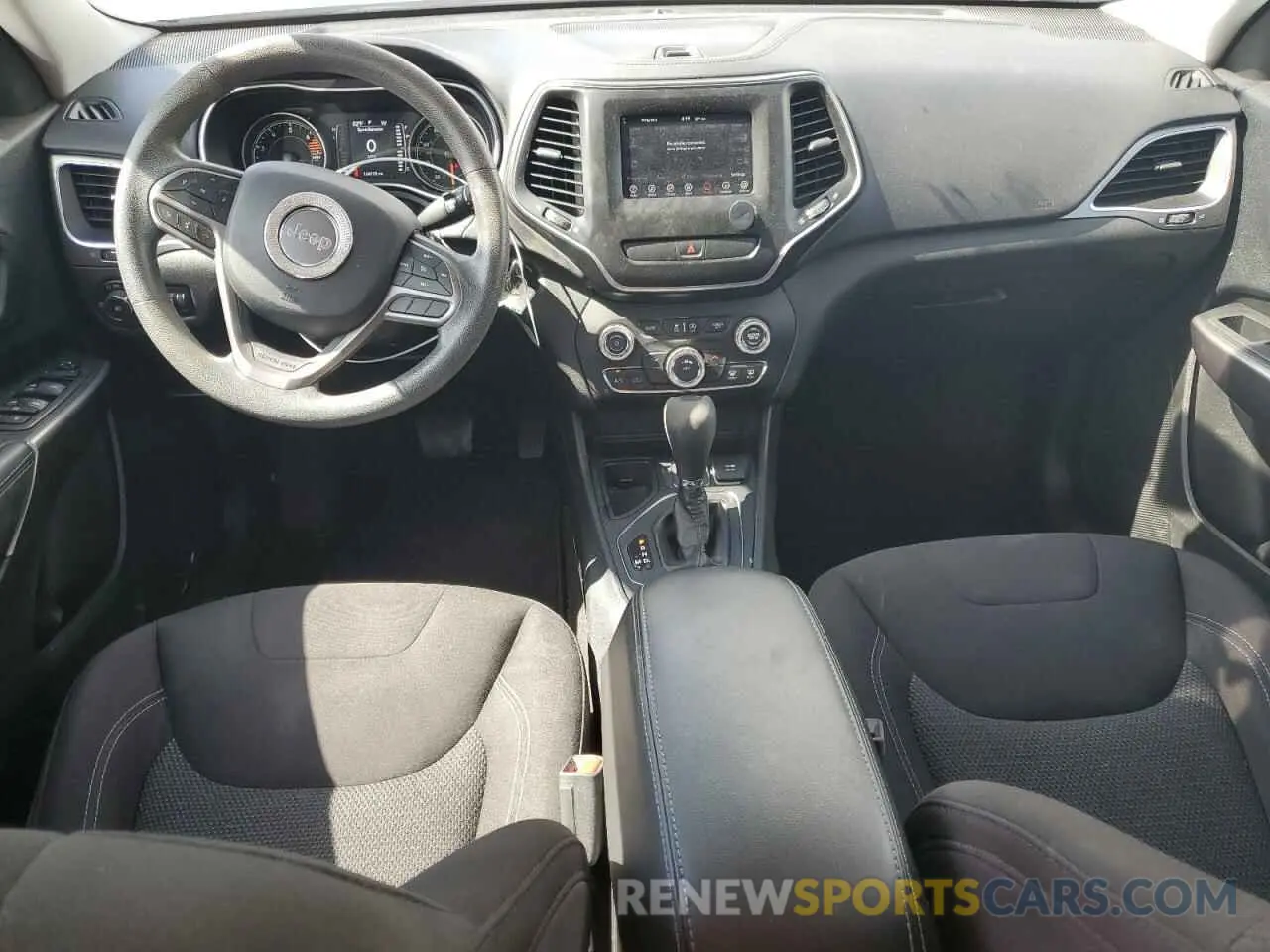 8 Photograph of a damaged car 1C4PJLCB5KD264451 JEEP GRAND CHER 2019