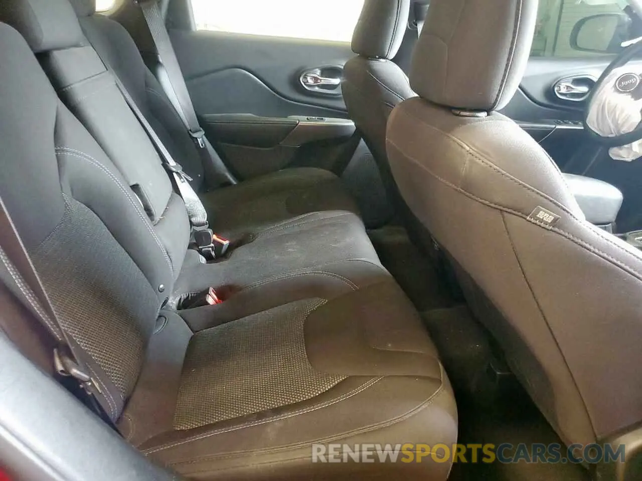 11 Photograph of a damaged car 1C4PJLCB5KD297420 JEEP GRAND CHER 2019