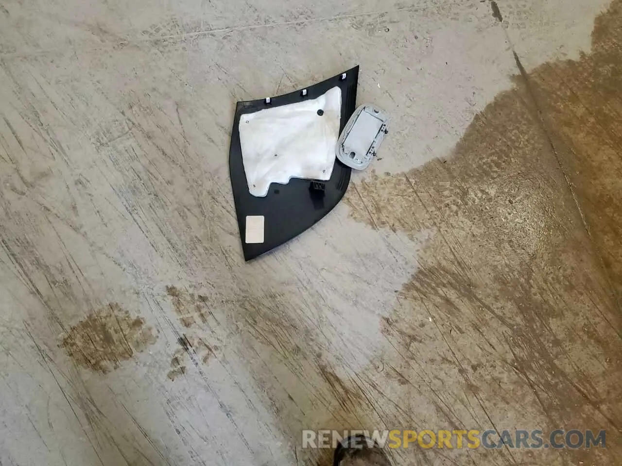 13 Photograph of a damaged car 1C4PJLCB5KD297420 JEEP GRAND CHER 2019