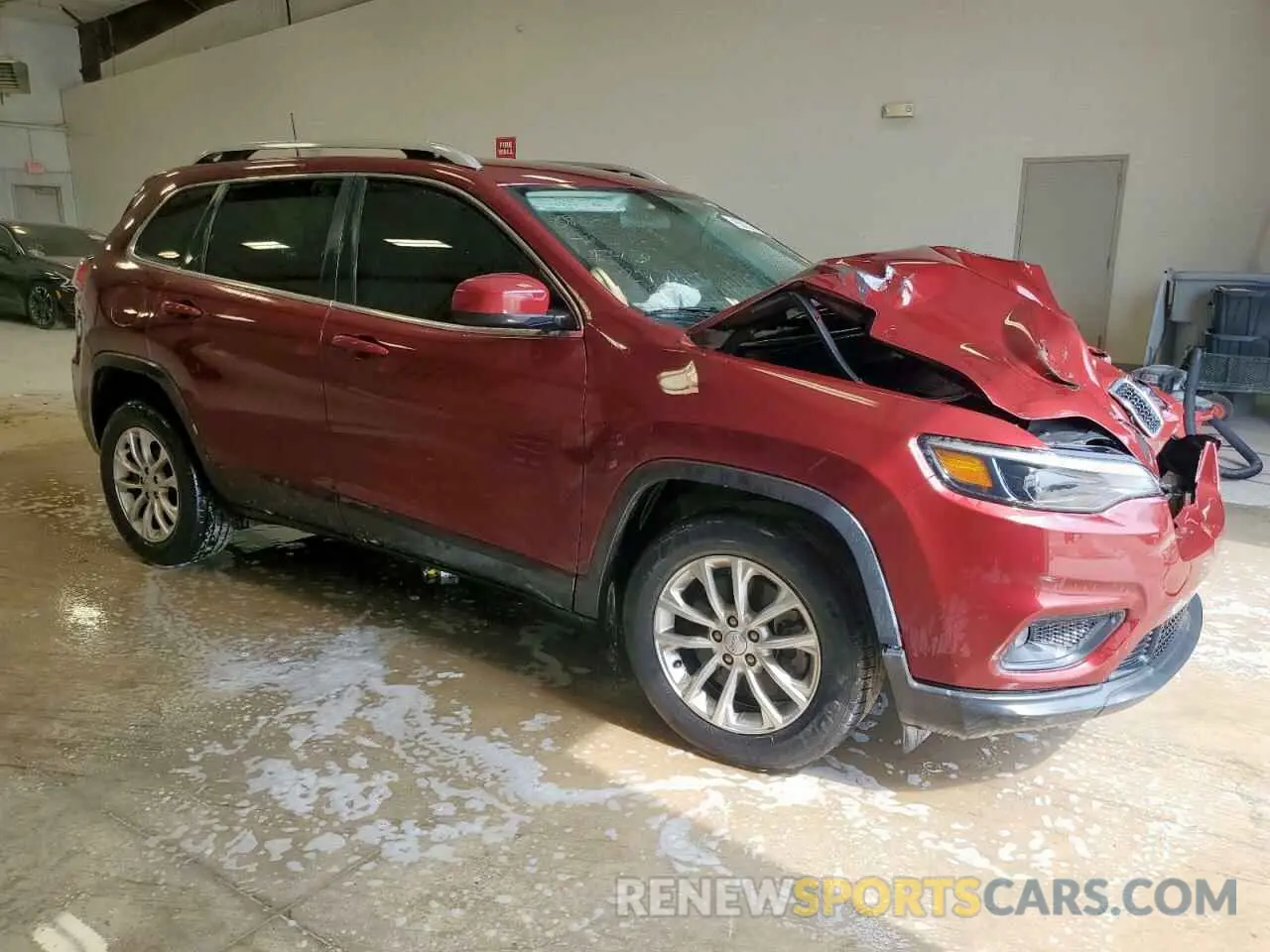 4 Photograph of a damaged car 1C4PJLCB5KD297420 JEEP GRAND CHER 2019