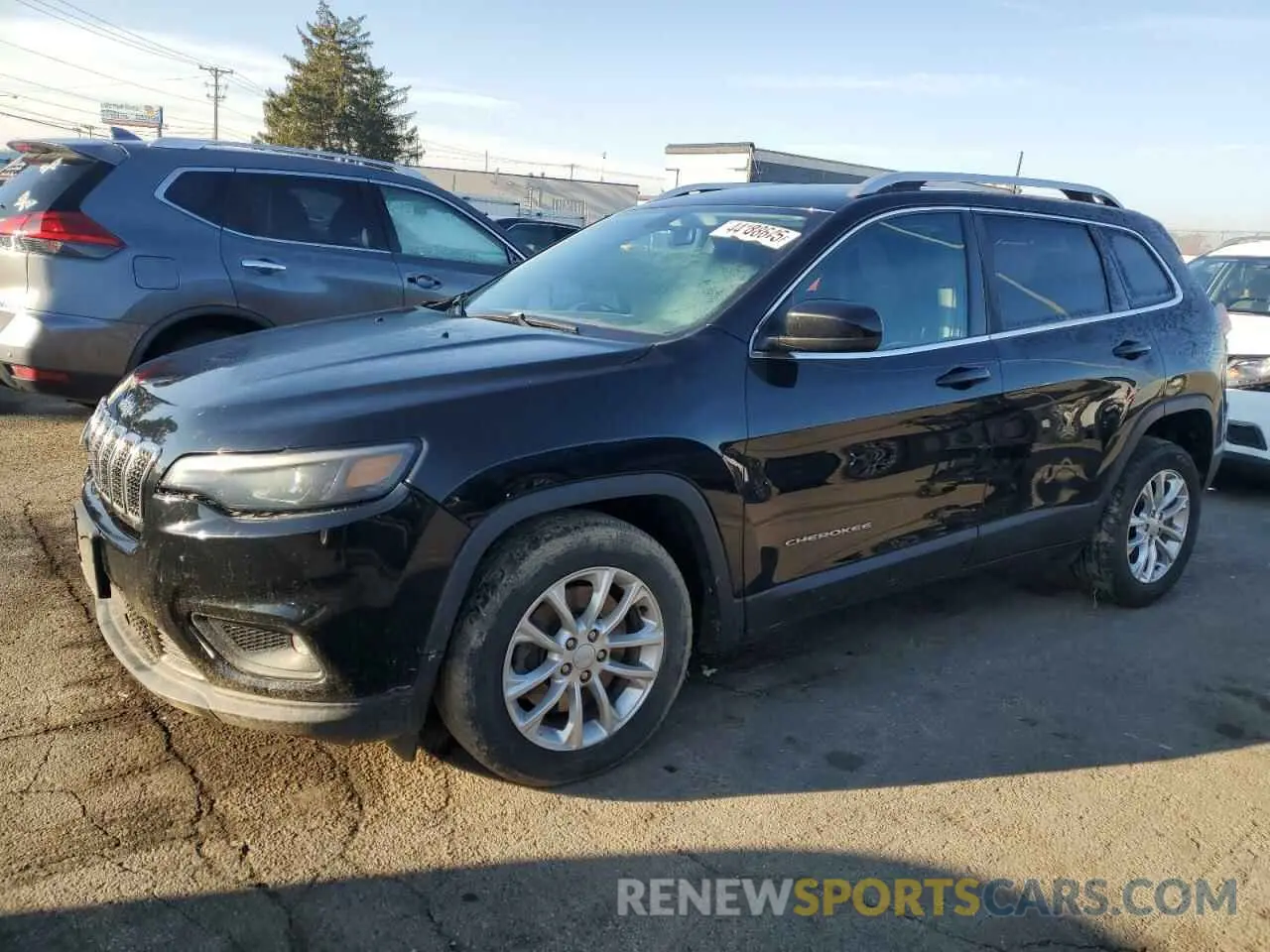 1 Photograph of a damaged car 1C4PJLCB5KD333235 JEEP GRAND CHER 2019