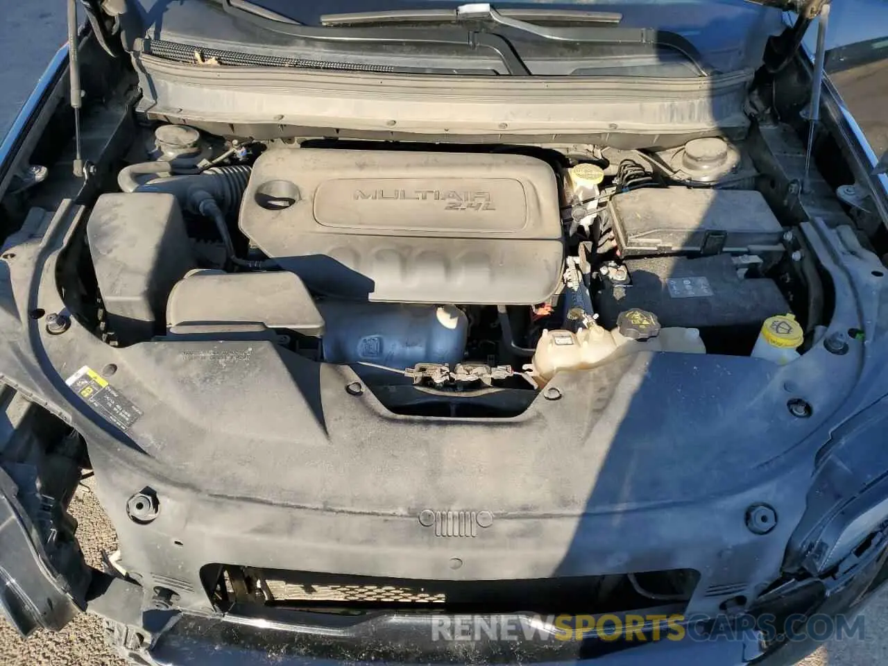 13 Photograph of a damaged car 1C4PJLCB5KD333235 JEEP GRAND CHER 2019