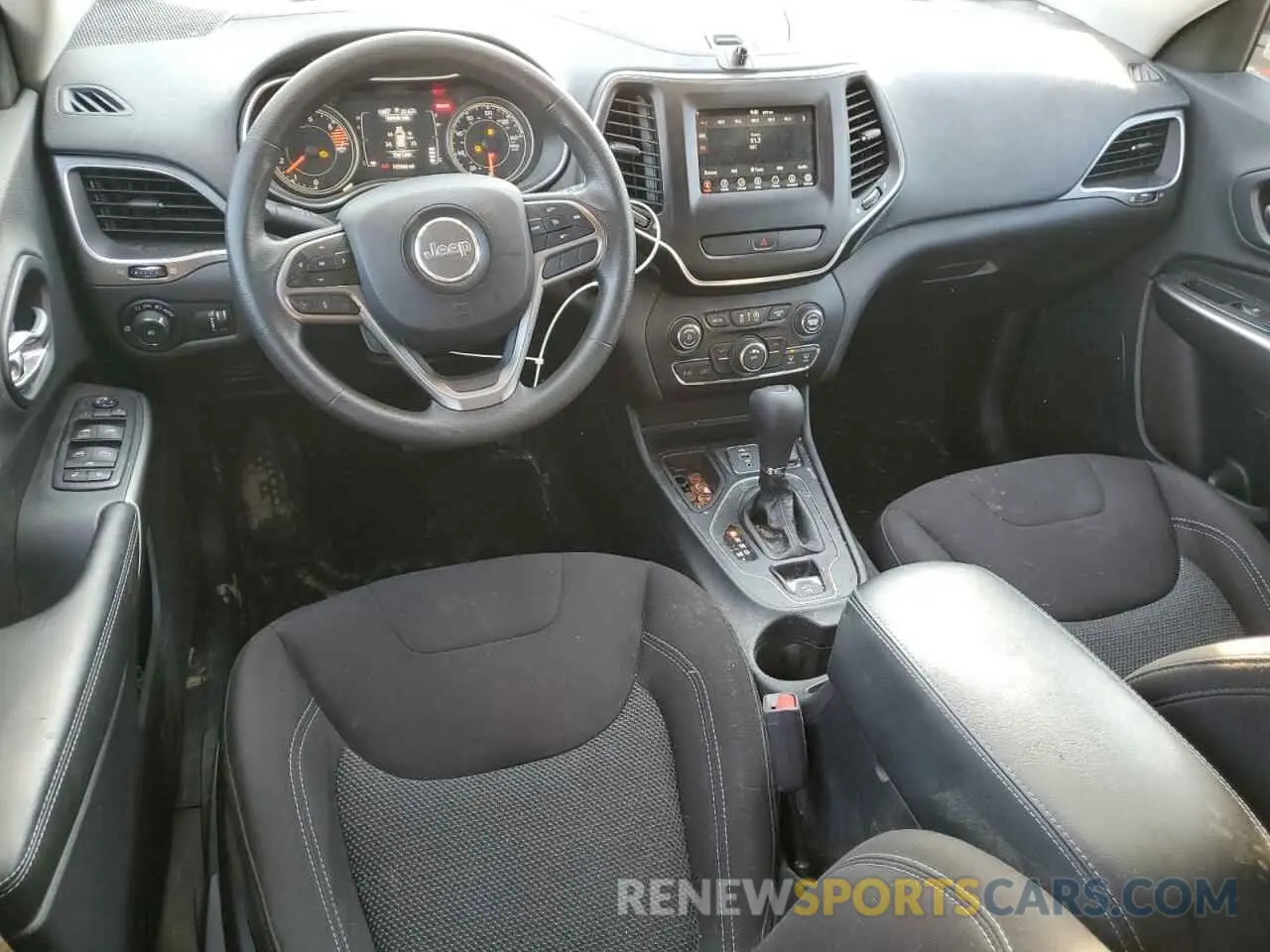 8 Photograph of a damaged car 1C4PJLCB5KD333235 JEEP GRAND CHER 2019