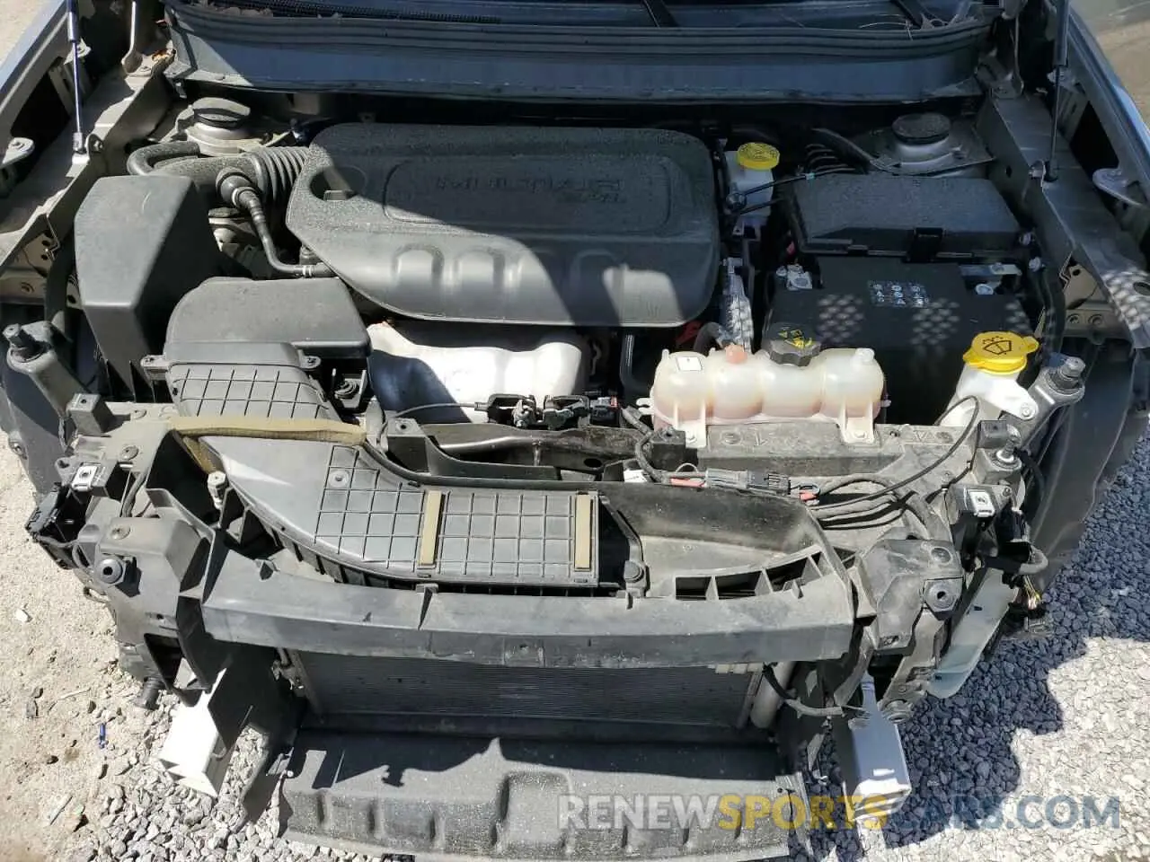 12 Photograph of a damaged car 1C4PJLCB5KD344705 JEEP GRAND CHER 2019
