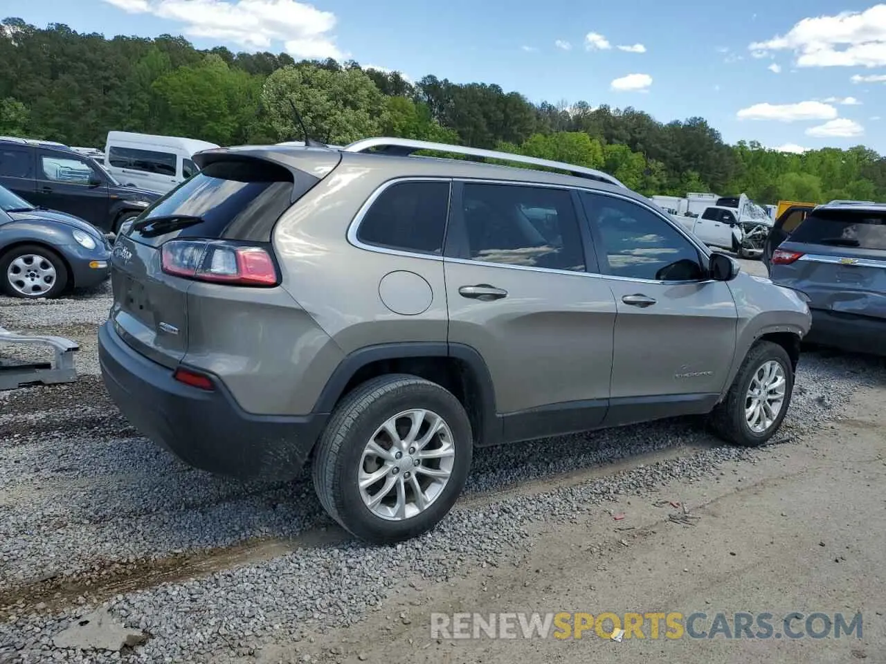 3 Photograph of a damaged car 1C4PJLCB5KD344705 JEEP GRAND CHER 2019