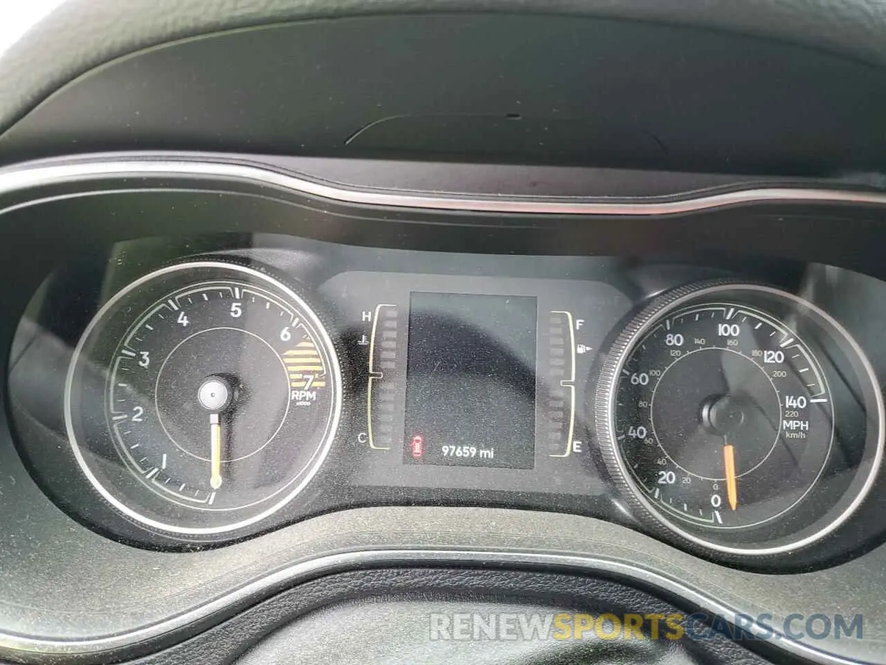 9 Photograph of a damaged car 1C4PJLCB5KD419709 JEEP GRAND CHER 2019