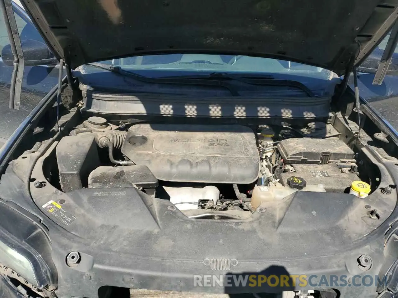 14 Photograph of a damaged car 1C4PJLCB5KD455724 JEEP GRAND CHER 2019