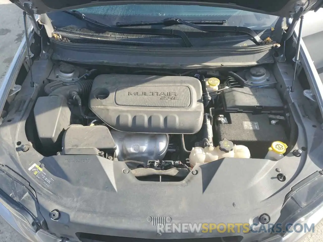 11 Photograph of a damaged car 1C4PJLCB6KD232656 JEEP GRAND CHER 2019