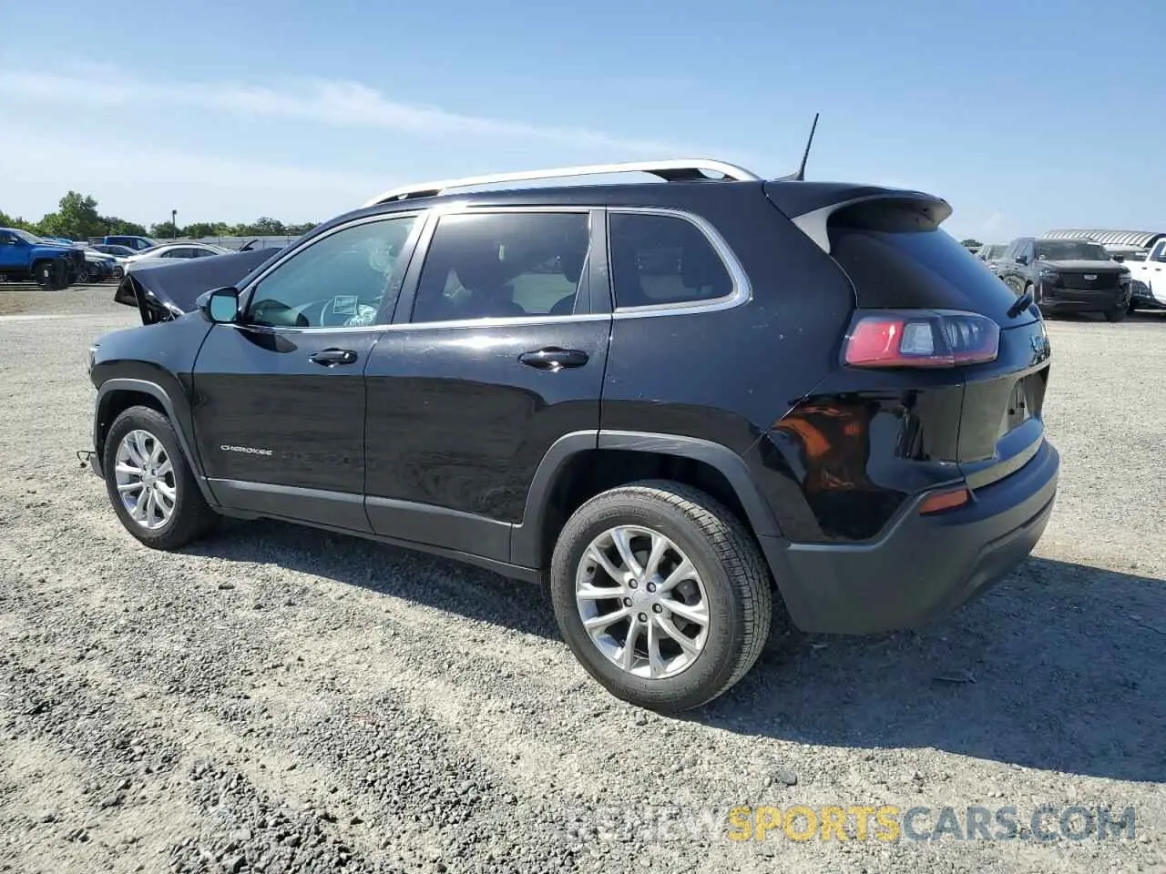 2 Photograph of a damaged car 1C4PJLCB6KD247206 JEEP GRAND CHER 2019