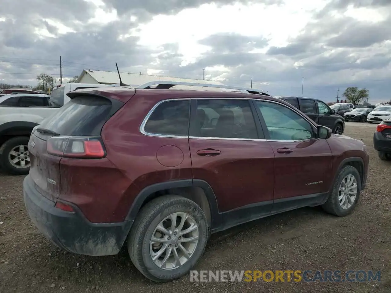 3 Photograph of a damaged car 1C4PJLCB6KD264670 JEEP GRAND CHER 2019