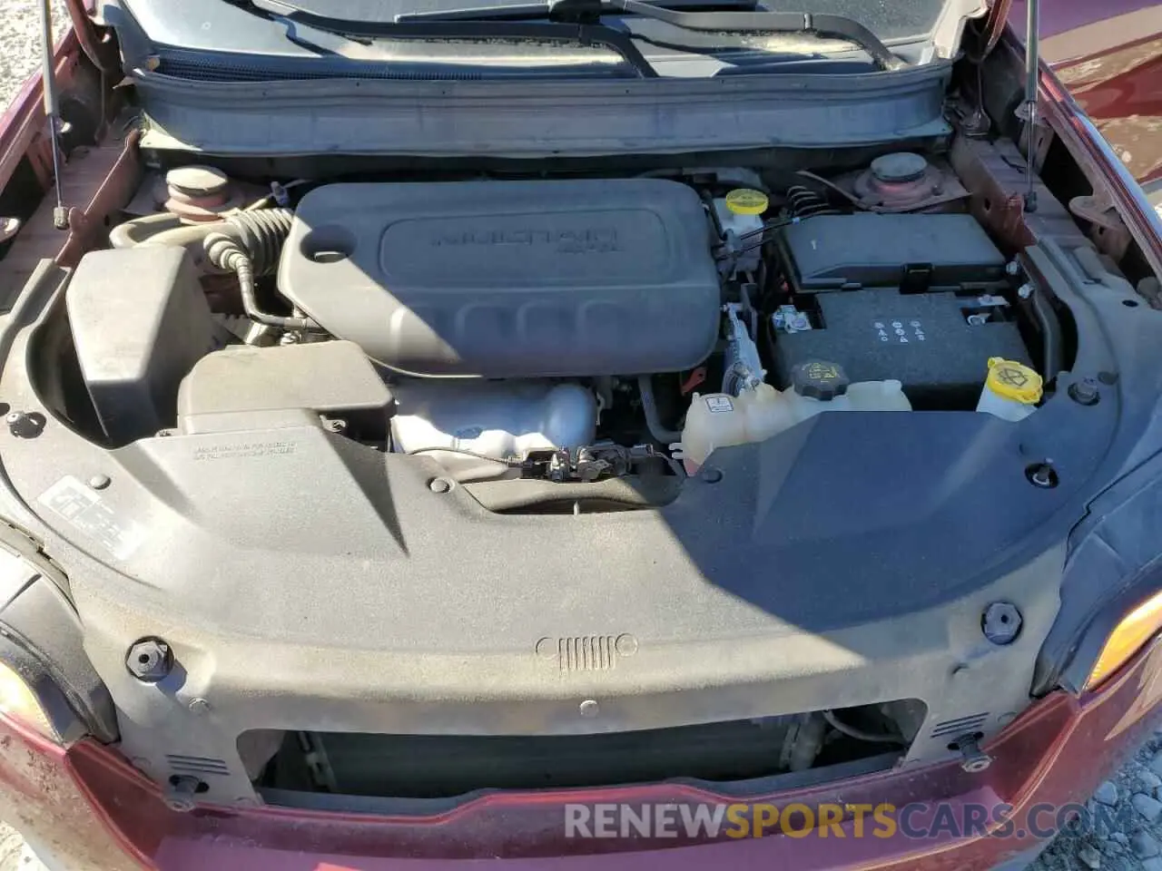 12 Photograph of a damaged car 1C4PJLCB6KD326276 JEEP GRAND CHER 2019
