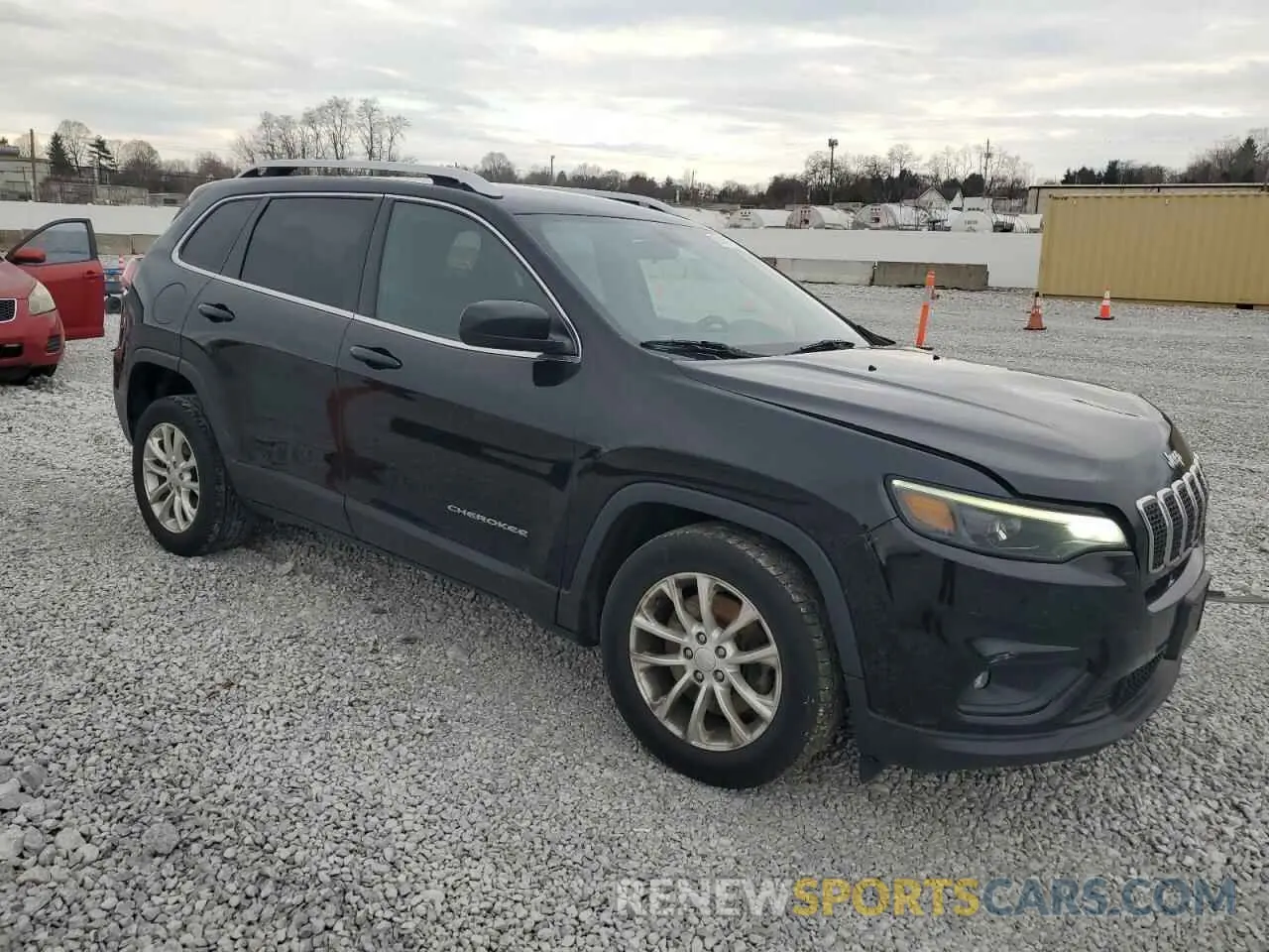 4 Photograph of a damaged car 1C4PJLCB6KD444229 JEEP GRAND CHER 2019