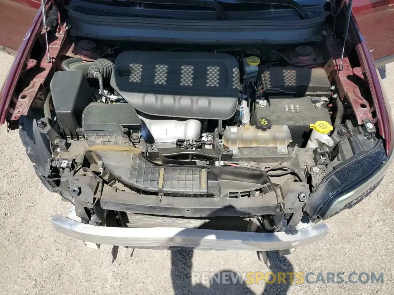 14 Photograph of a damaged car 1C4PJLCB6KD450614 JEEP GRAND CHER 2019