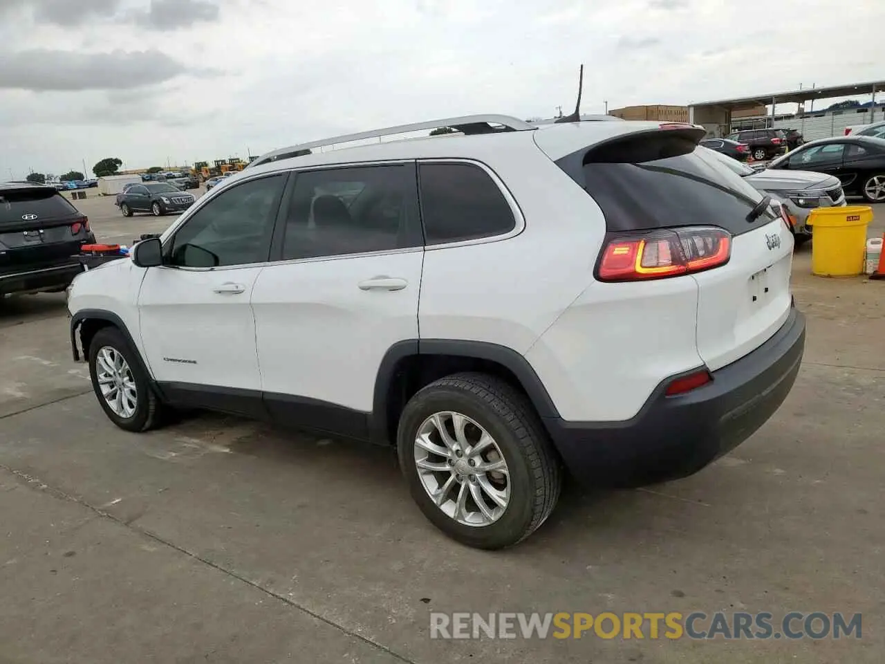 2 Photograph of a damaged car 1C4PJLCB7KD159524 JEEP GRAND CHER 2019