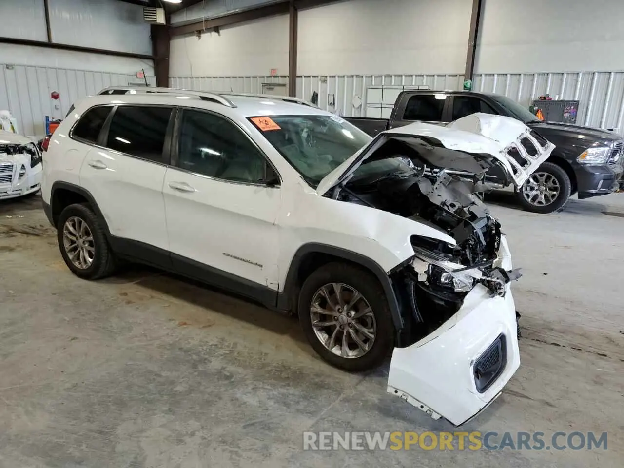 4 Photograph of a damaged car 1C4PJLCB7KD160561 JEEP GRAND CHER 2019
