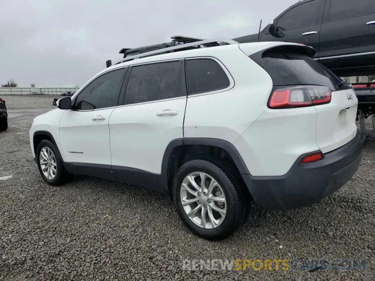 2 Photograph of a damaged car 1C4PJLCB7KD187470 JEEP GRAND CHER 2019