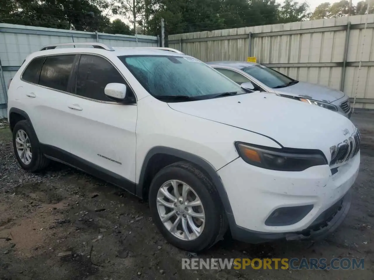 4 Photograph of a damaged car 1C4PJLCB7KD365930 JEEP GRAND CHER 2019