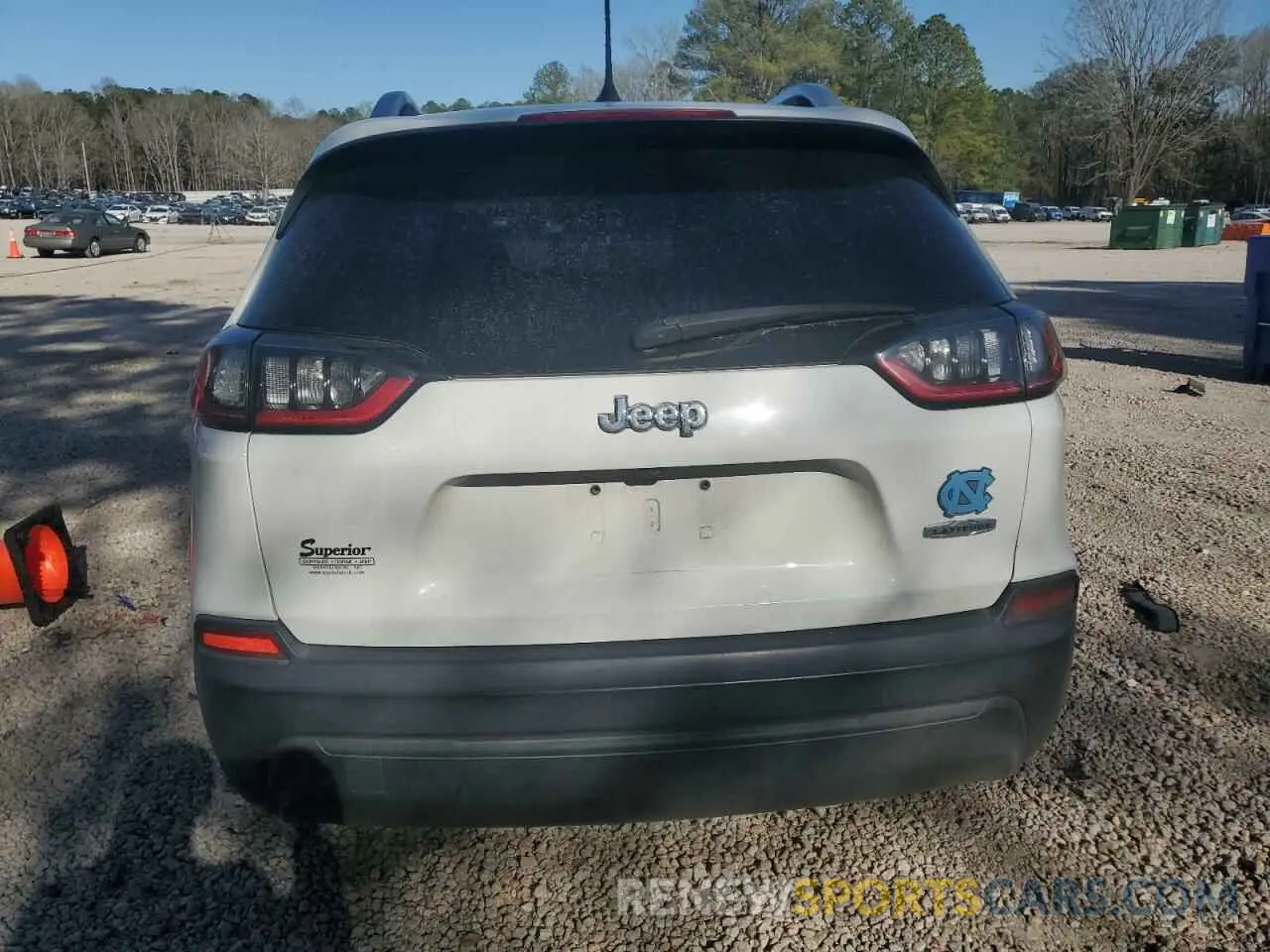 6 Photograph of a damaged car 1C4PJLCB7KD370156 JEEP GRAND CHER 2019
