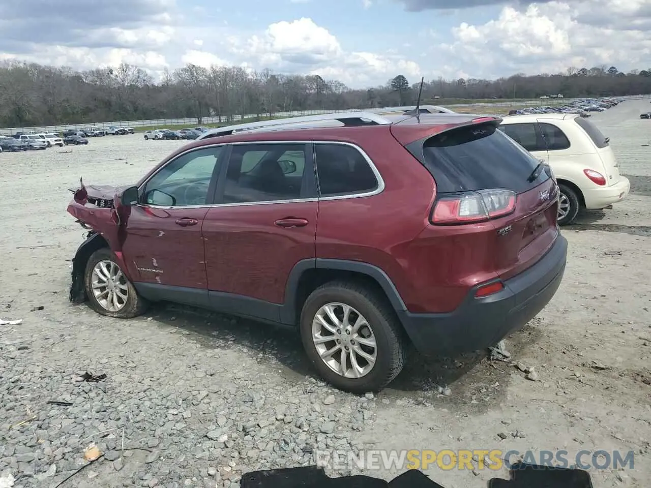 2 Photograph of a damaged car 1C4PJLCB7KD455515 JEEP GRAND CHER 2019