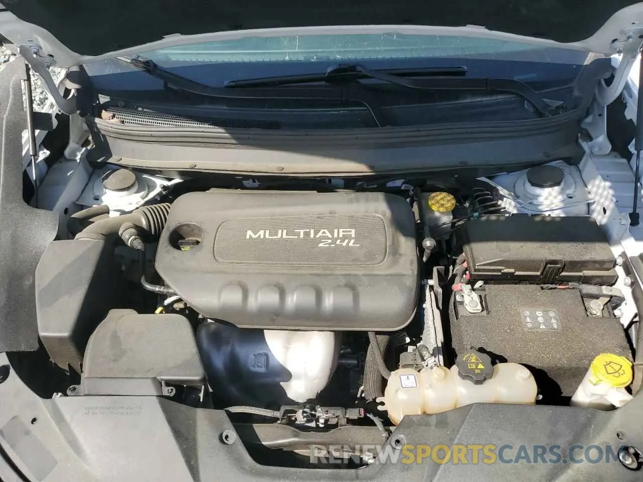 12 Photograph of a damaged car 1C4PJLCB8KD173609 JEEP GRAND CHER 2019