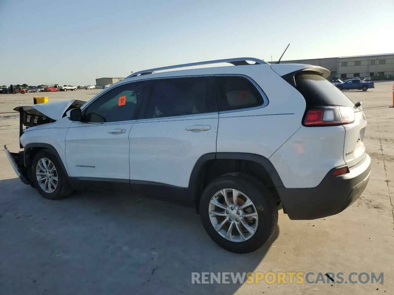 2 Photograph of a damaged car 1C4PJLCB9KD206424 JEEP GRAND CHER 2019