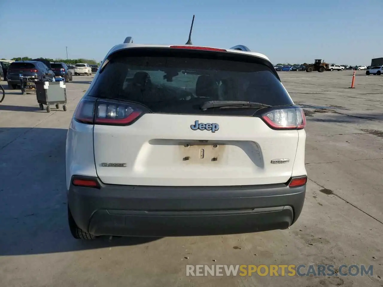 6 Photograph of a damaged car 1C4PJLCB9KD206424 JEEP GRAND CHER 2019